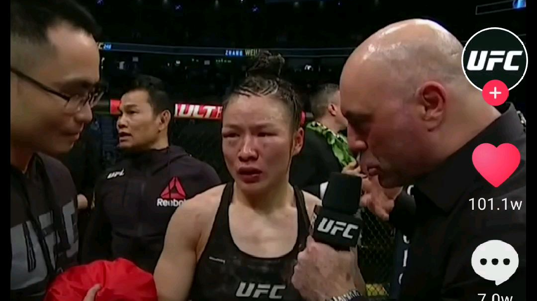 【张伟丽卫冕UFC冠军】赛后采访,展现真正的侠之武者!3.8节为中国争光 fighting!!!
